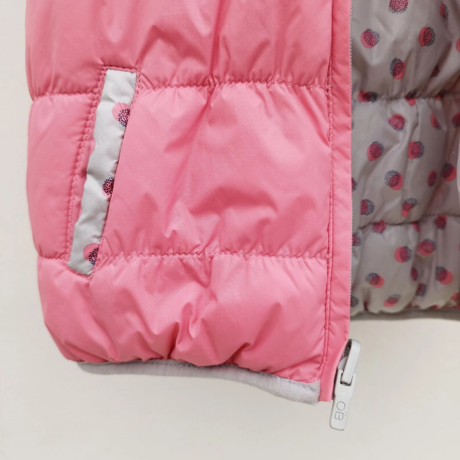 Sleeveless down jacket – photo 4